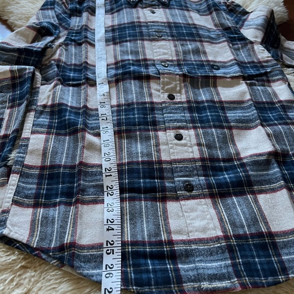 Abercrombie & Fitch Blue/Cream Classic Plaid Button Down Shirt. Size XS - Picture 4 of 9